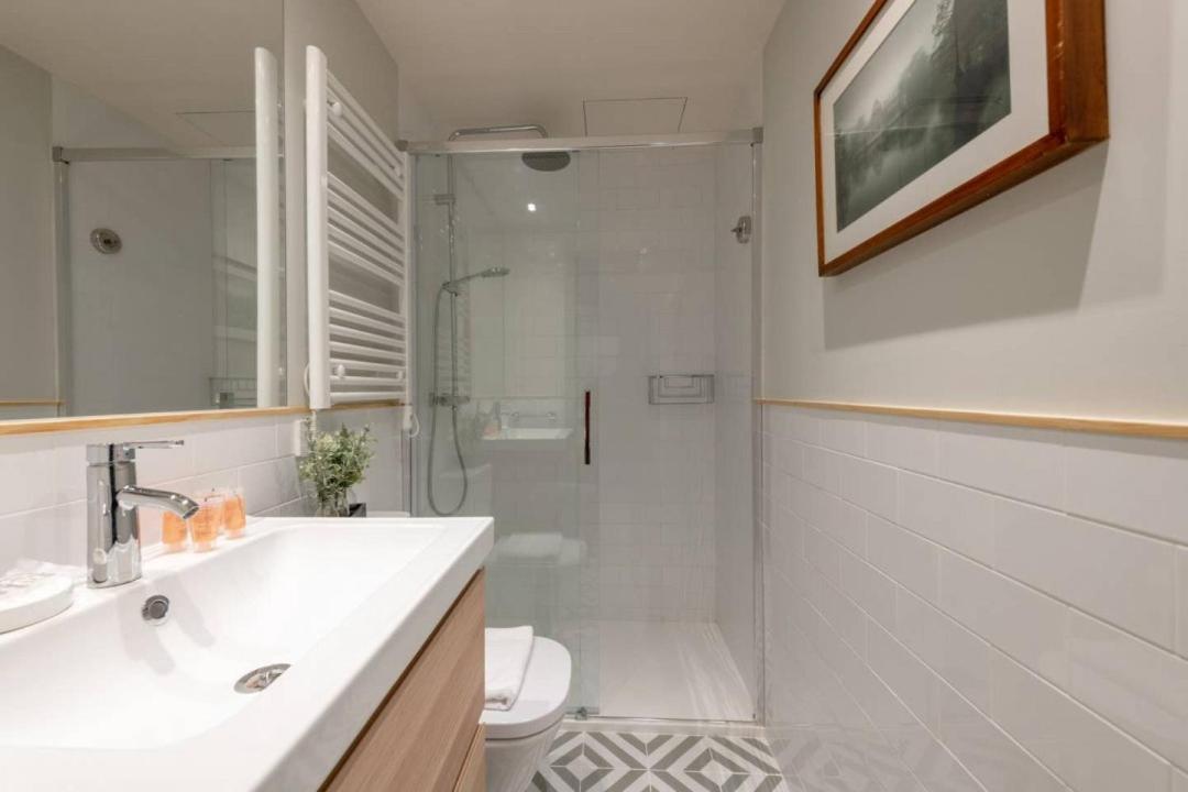 Sophisticated Brand New Flat Apartment Madrid Exterior foto
